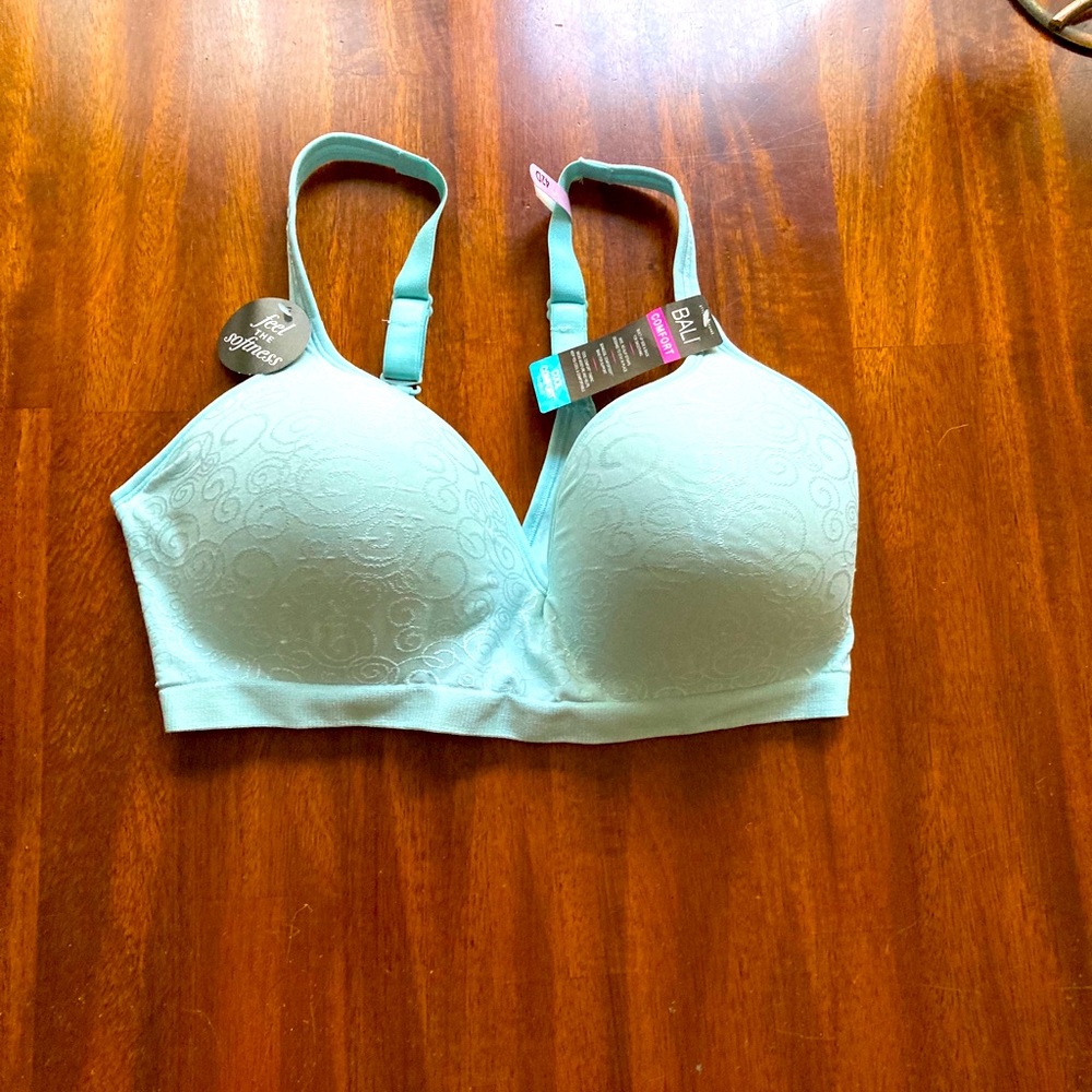 NWT Bali bra